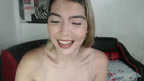 Snapshot of nataliaqueenve chatting on December 12, 5:59 pm Natalia online show from December 12, 5:59 pm