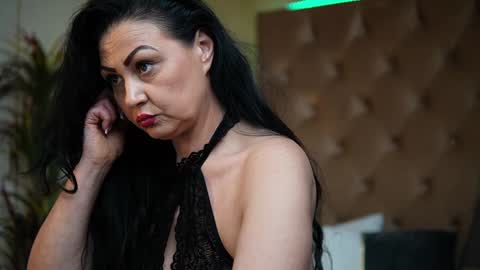  Natalia  online show from December 18, 6:14 pm