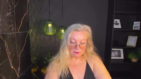 Snapshot of natalicloud chatting on October 20, 3:01 pm NataliCloud online show from October 20, 3:01 pm