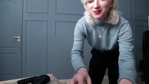 Natalie online show from December 7, 11:07 am