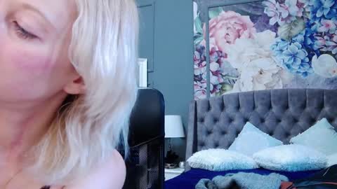 Natalie online show from January 1, 7:41 am