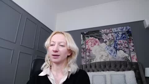 Natalie online show from February 8, 7:26 am