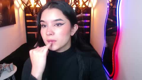 natalie  online show from April 20, 7:59 pm