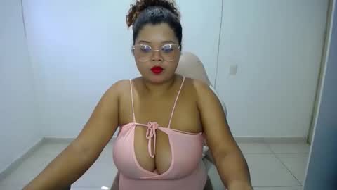 natalielabellex1 online show from February 15, 6:15 pm