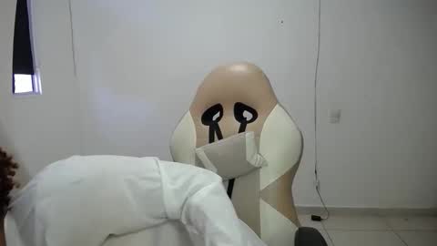 natalielabellex1 online show from April 3, 2:26 pm