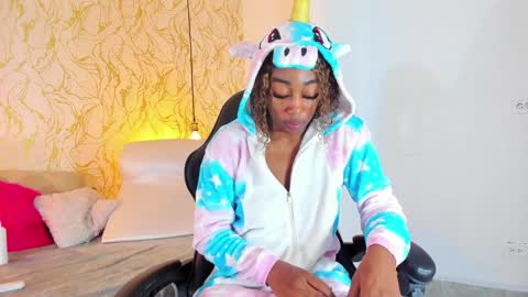 NATALIE online show from January 27, 3:18 pm