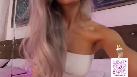 Snapshot of natalimurr chatting on October 24, 3:19 pm Natali online show from October 24, 3:19 pm