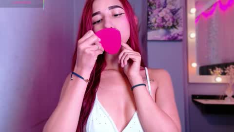 natalliapradas online show from November 15, 3:52 pm