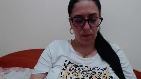 natally online show from May 5, 11:51 am