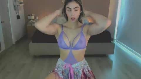 anatalybee online show from April 21, 10:01 pm