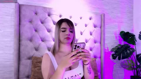Snapshot of nataly_lblanck chatting on October 16, 12:28 pm nataly_lblanck online show from October 16, 12:28 pm