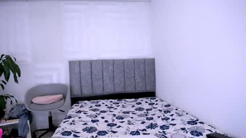 Snapshot of nataly_mcry chatting on January 7, 4:59 pm NATALY online show from January 7, 4:59 pm