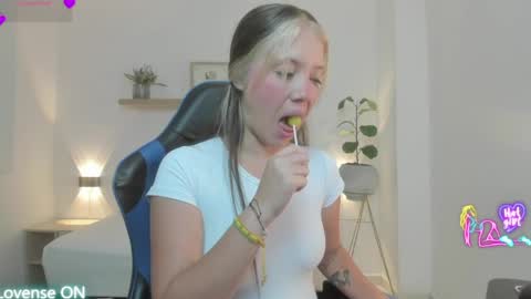 Nataly online show from April 9, 2:22 am