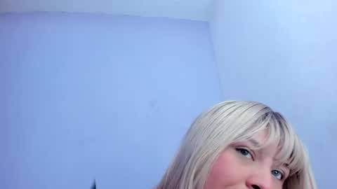 Snapshot of natalycarter_ chatting on July 14, 4:23 pm natalycarter_ online show from July 14, 4:23 pm