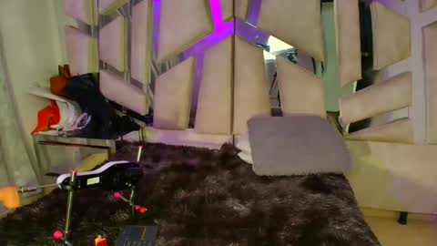 Natalye foster online show from March 19, 6:45 pm