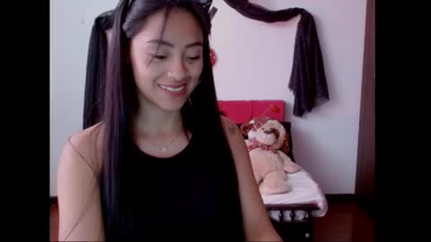 Snapshot of natalyescobar_lx chatting on March 10, 3:52 pm Nataly Escobar online show from March 10, 3:52 pm