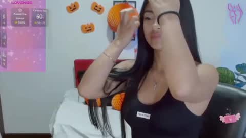 Snapshot of natalyescobar_lx chatting on October 21, 3:24 pm Nataly Escobar online show from October 21, 3:24 pm