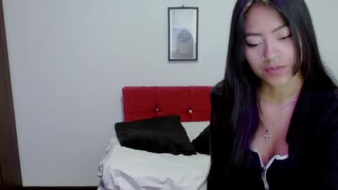 Snapshot of natalyescobar_lx chatting on November 24, 1:11 pm Nataly Escobar online show from November 24, 1:11 pm