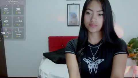 Snapshot of natalyescobar_lx chatting on November 28, 1:25 pm Nataly Escobar online show from November 28, 1:25 pm