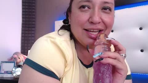 Snapshot of natasha26_ chatting on March 3, 3:31 pm Natasha online show from March 3, 3:31 pm