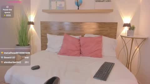 N A T A S H A online show from February 26, 8:26 am