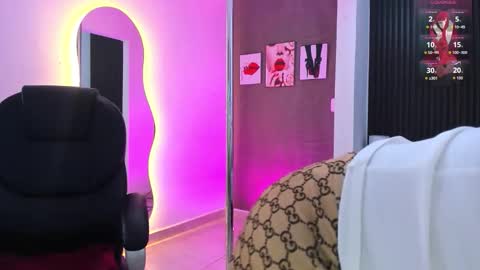 natasha online show from November 21, 12:37 pm