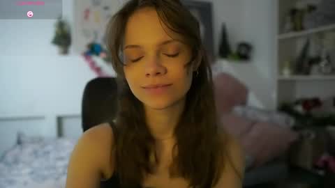 natasha__malkova online show from December 23, 9:07 am