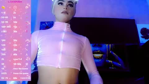 natasha_clifford online show from April 24, 7:38 pm