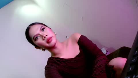 natasha_leigh online show from April 21, 5:39 pm