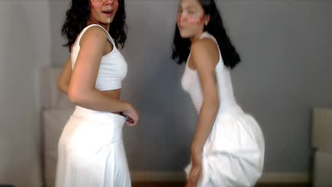 Snapshot of natasha_mh chatting on December 14, 11:23 pm Nati online show from December 14, 11:23 pm