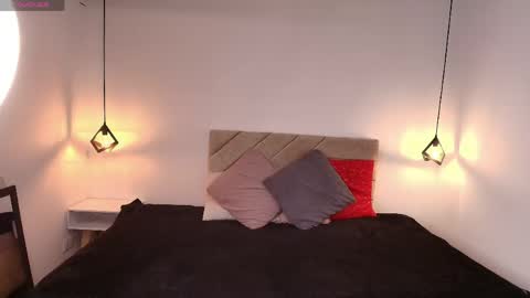 N A T A S H A online show from April 22, 8:10 pm