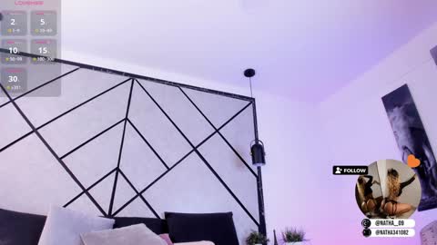 Snapshot of natasha_smith09 chatting on December 30, 10:55 pm Natasha Smith online show from December 30, 10:55 pm