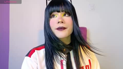 Natahsa  online show from September 23, 6:05 am