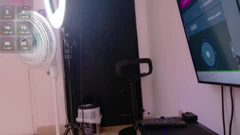 natashaa_bluer online show from June 4, 1:39 pm