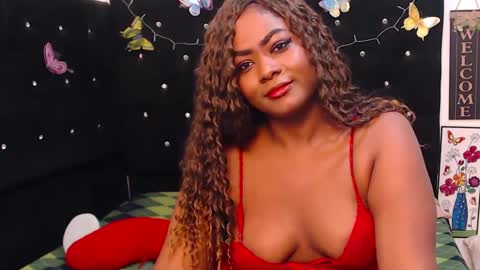 Snapshot of natashasexxy__ chatting on February 5, 4:16 am natashasexxy__ online show from February 5, 4:16 am