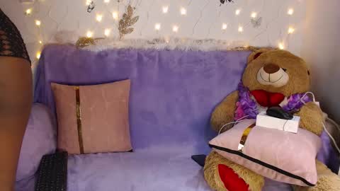 Snapshot of natazhaqueen chatting on October 21, 12:39 pm nathalia online show from October 21, 12:39 pm