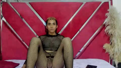 Nate Desire new 18 Latina Bigcock Cum online show from November 18, 2:06 am