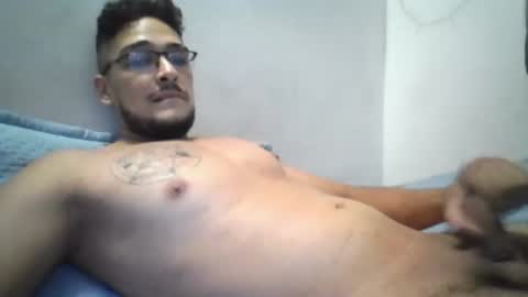 Snapshot of nate_torres chatting on July 13, 11:07 pm Nate torres online show from July 13, 11:07 pm