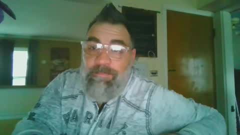 Snapshot of nateemkow chatting on December 29, 5:44 pm lombardIL online show from December 29, 5:44 pm