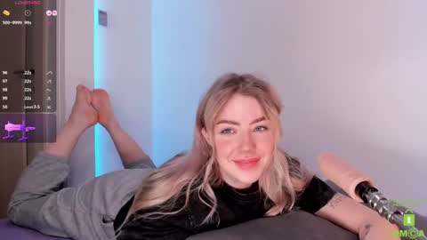 Snapshot of natehalll chatting on February 15, 2:11 pm NATE online show from February 15, 2:11 pm