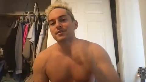 natetheexplorer online show from December 4, 9:56 pm