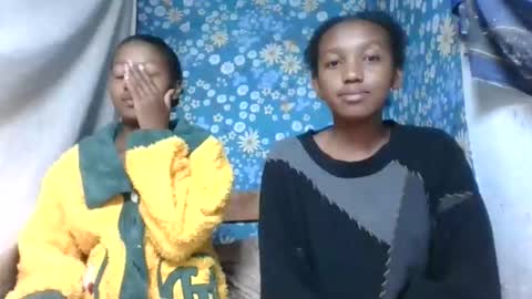 nathalia069 online show from May 13, 2:09 am