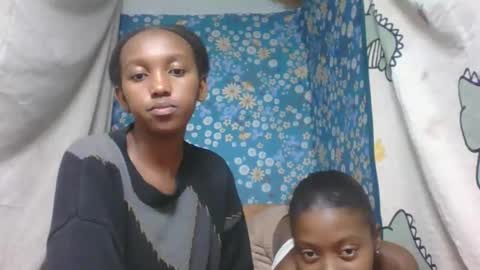 nathalia069 online show from May 15, 8:05 pm