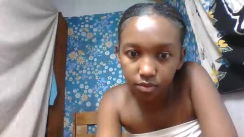 nathalia069 online show from May 22, 3:24 am