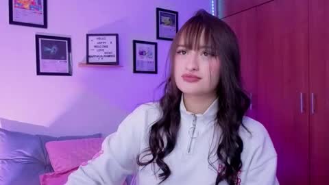 Nathalia Ramirez online show from February 24, 1:58 am