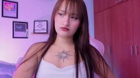 Snapshot of nathalia_ramirez_ chatting on April 24, 4:59 am Nathalia Ramirez online show from April 24, 4:59 am