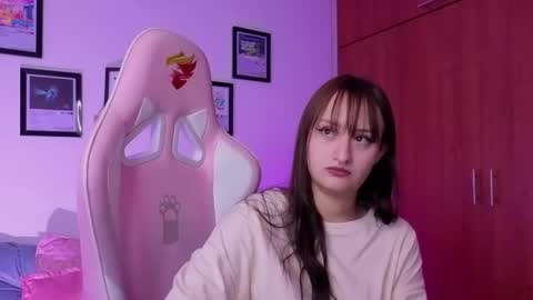 Snapshot of nathalia_ramirez_ chatting on May 13, 6:22 am Nathalia Ramirez online show from May 13, 6:22 am
