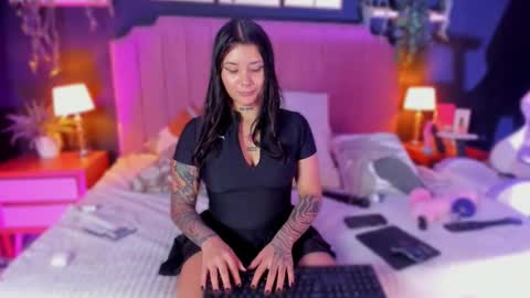 nathalia stone  online show from March 21, 8:34 pm