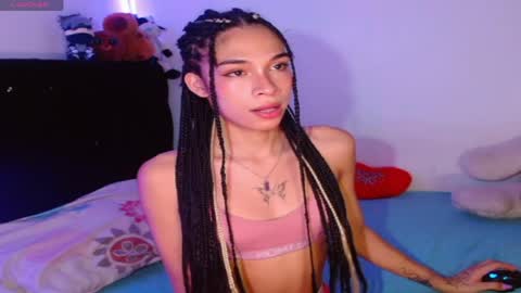 Snapshot of nathaliapaz_ chatting on May 16, 12:04 pm naty online show from May 16, 12:04 pm