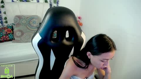 nathaliasweet_1_ online show from April 29, 4:11 pm